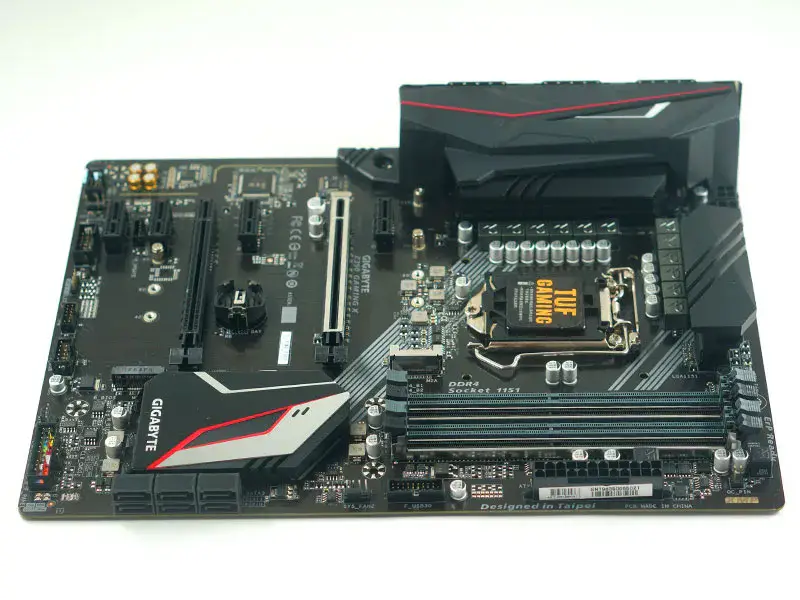 Carte mère Gigabyte GA-Z390 GAMING X LGA1151 DDR4