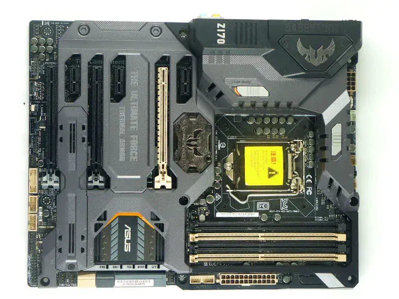 Carte mère Asus SABERTOOTH Z170 MARK 1