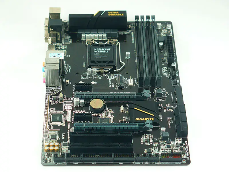 Carte mère Gigabyte GA-B150-HD3