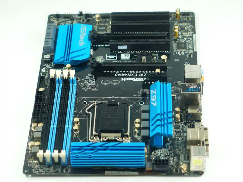 Carte mère Asrock Z97 Extreme3 LGA 1150