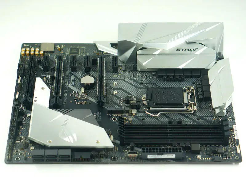 Carte mère Asus STRIX Z370-E GAMING 7PCIE LGA1151 DDR4