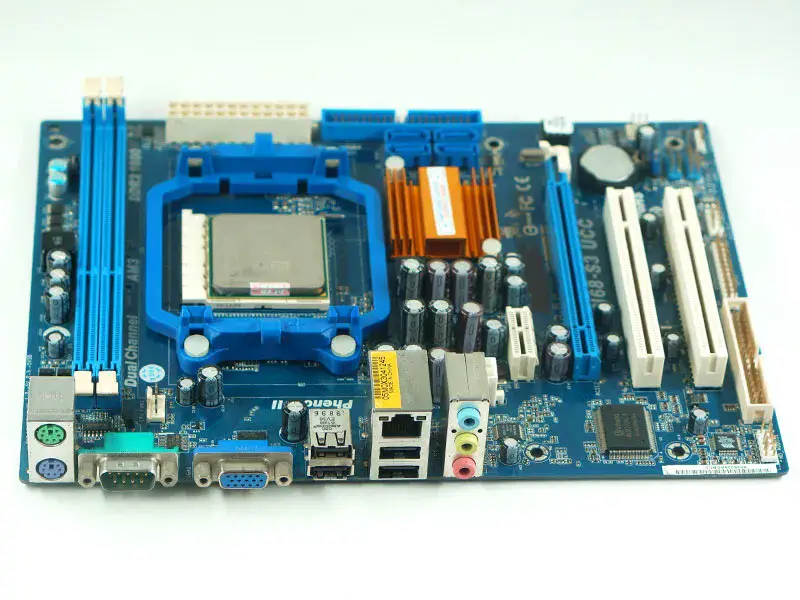 Carte mère Asrock AM3 intégrée petite N68-S3 UCC