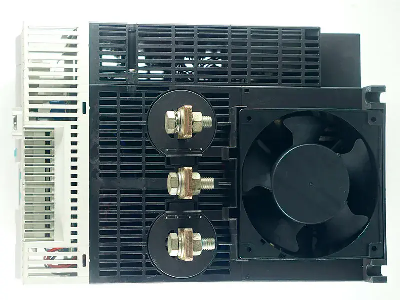 SIEMENS 3RW4443-6BC44 démarreur progressif