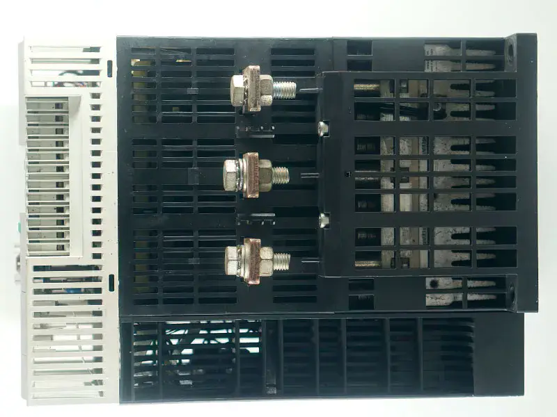 SIEMENS 3RW4443-6BC44 démarreur progressif