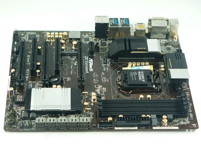 Carte mère ASROCK Z87 Extreme6 LGA 1150 DDR3
