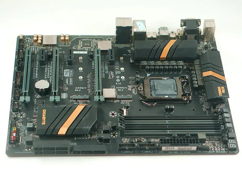Carte mère Gigabyte GA-Z170X-UD3