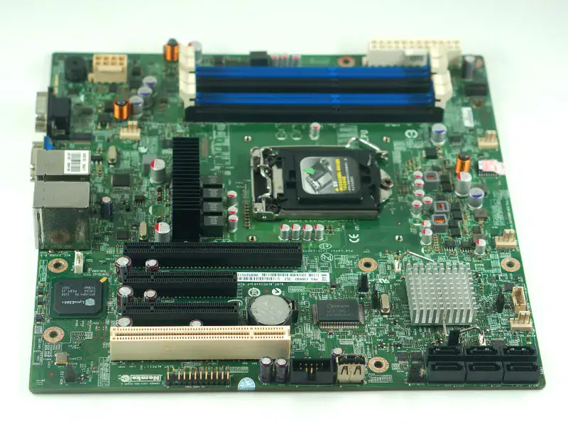Carte mère Intel S1200BTS
