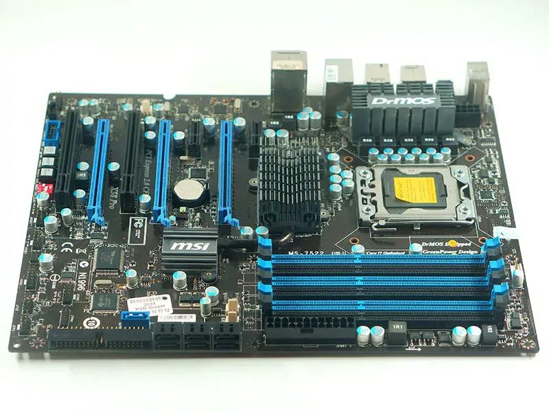 Carte mère MSI X58 Pro LGA 1366 24 Go