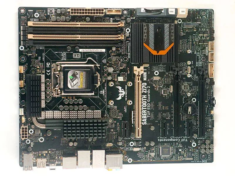 Carte mère Asus SABERTOOTH Z170 MARK 1