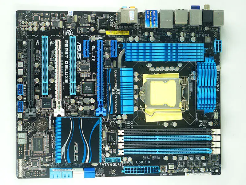 Carte mère Asus P8P67 DELUXE LGA1155 P67