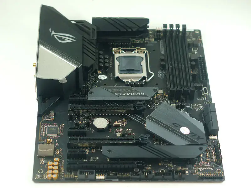 Carte mère Asus ROG STRIX Z390-E GAMING