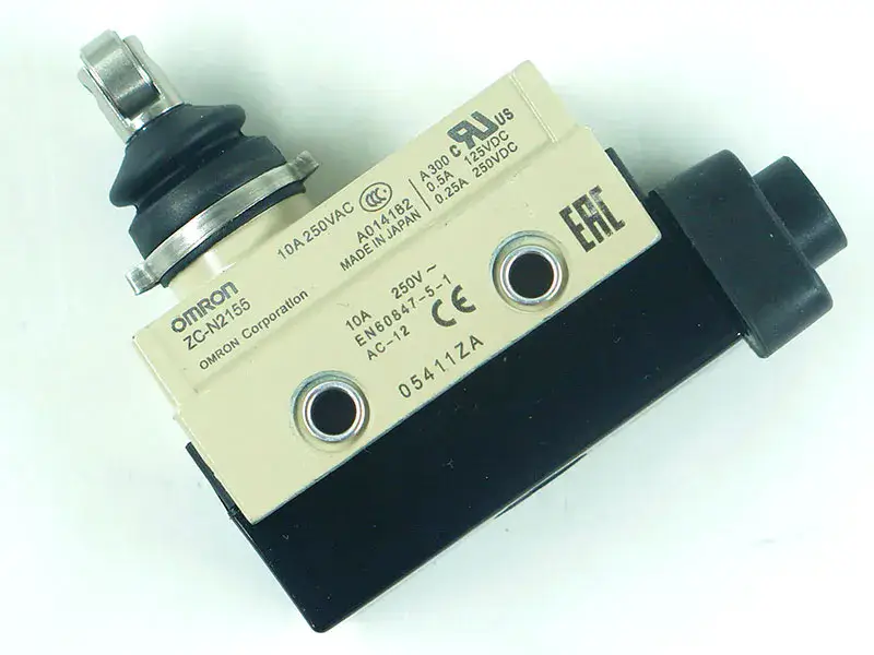 Commutateur Omron ZC-N2155