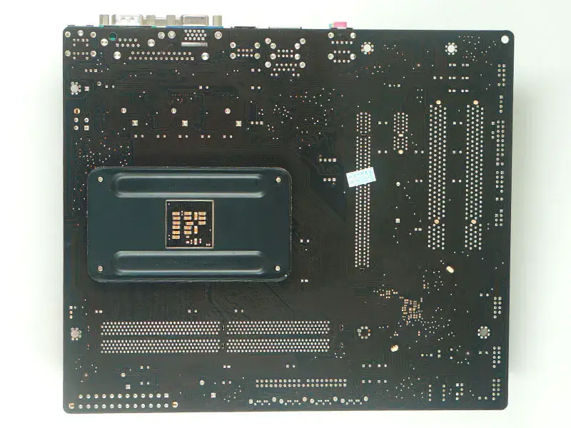 Carte mère Asus M2N68-AM PLUS AM2/AM2+ uATX