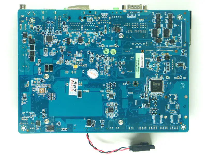 AVALUE EBM-CDV A11 carte mère de contrôle industriel 5,25 pouces intégrée sans ventilateur Atom D2550