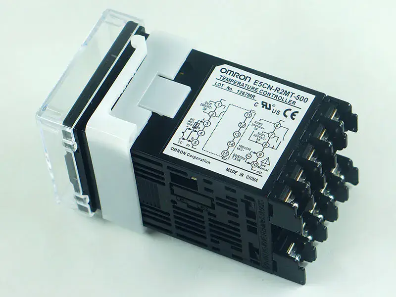 Thermostat OMRON E5CN-R2MT-500