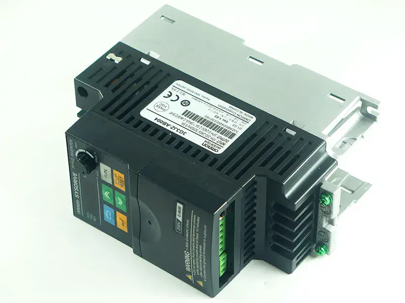 Omron 3G3JZ-AB004 Module PLC