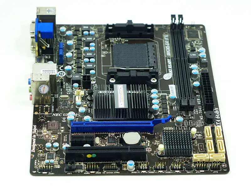 Carte mère MSI 880GMS-E41(FX) AM3+ DDR3 SATA3
