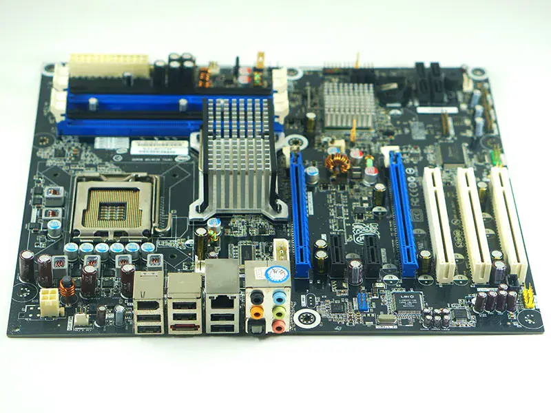 Carte mère Intel DP45SG