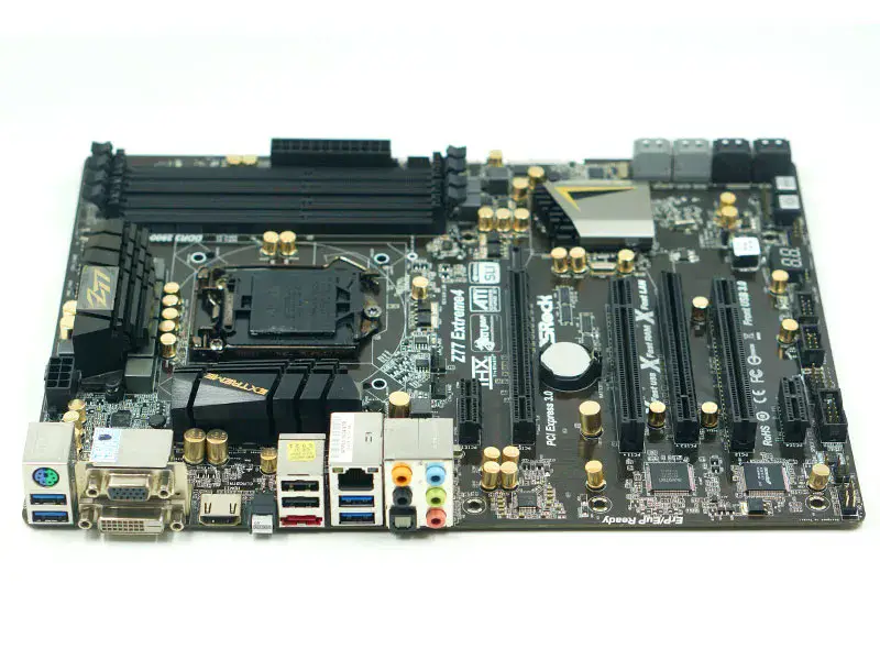 Carte mère Asrock Z77 Extreme4