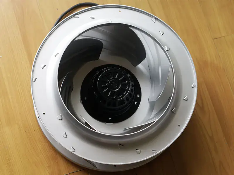 Ventilateur Ebmpapst R4E355-RM03-05