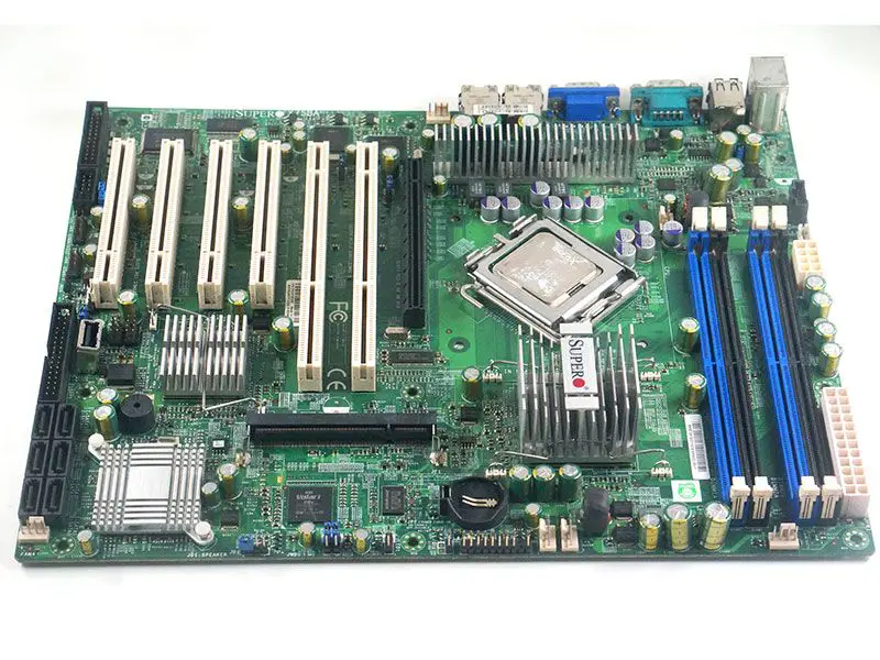 Carte mère SuperMicro X7SBA