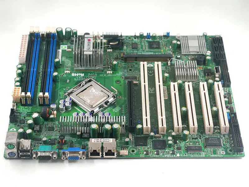 Carte mère SuperMicro X7SBA