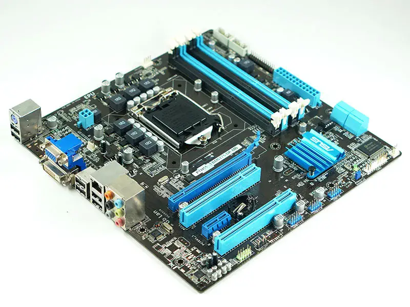 Carte mère Asus P7H55-M/BM5275/DP