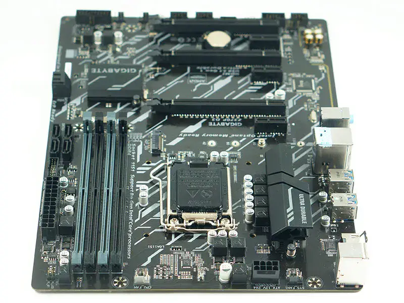 Carte mère Gigabyte GA-Z370P-D3
