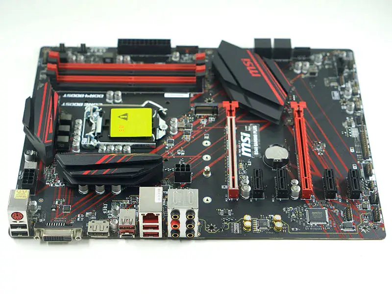 Carte mère MSI B360 GAMING PLUS