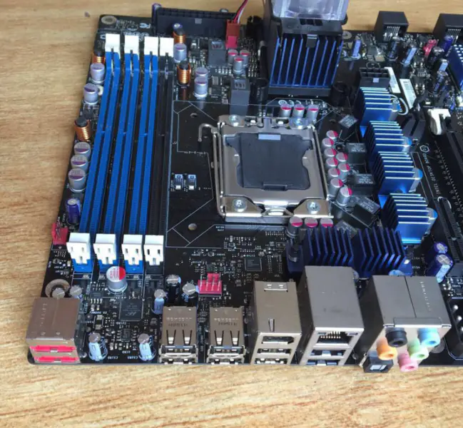 Carte mère Intel DX58SO