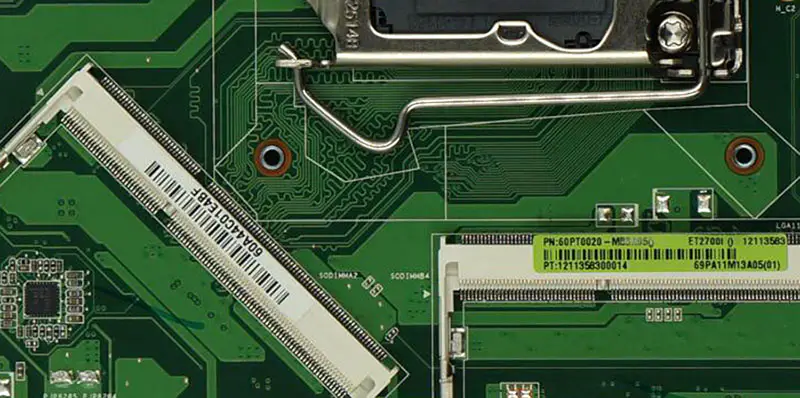 Carte mère Asus ET2700I