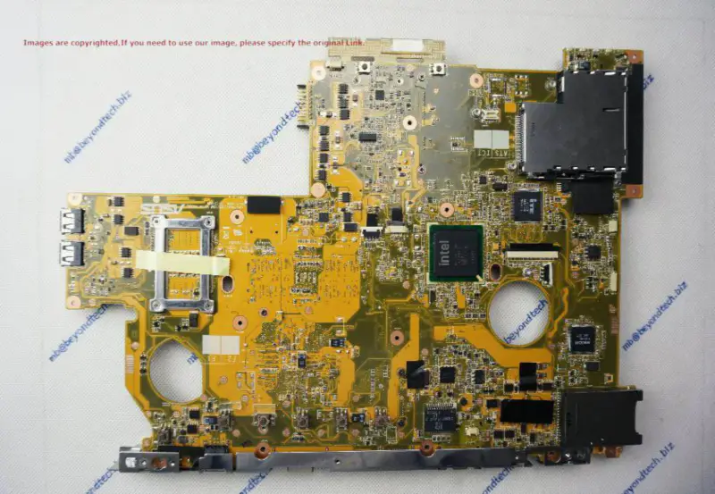 Carte mère Asus F8V