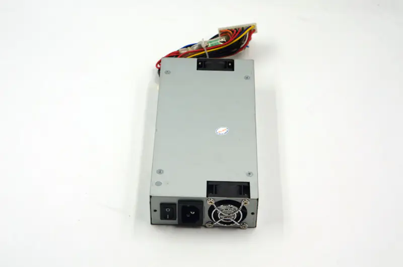 FSP FSP250-601U Alimentation 250W AT 1U