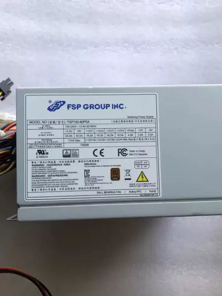 FSP/Advantech 80plus Bronze 700W Alimentation FSP700-80PSA PS8-700ATX-ZE SPI700A8BB FSP650-80GH