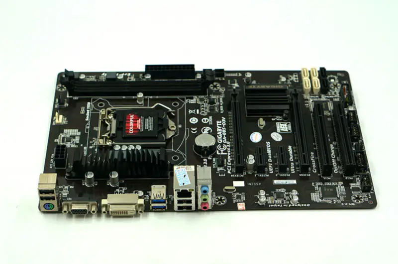 Carte mère Gigabyte GA-B85-D3V B85-D3V B85 LGA 1150 ATX