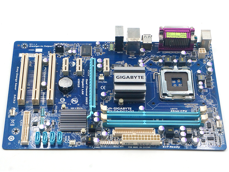 Carte mère Gigabyte GA-P41T-D3P