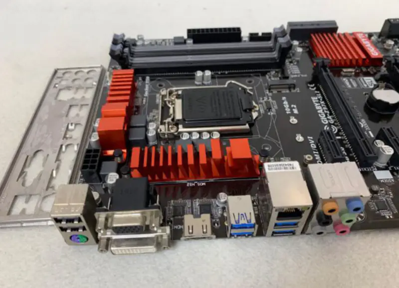Carte mère Gigabyte GA-Z97X-SLI