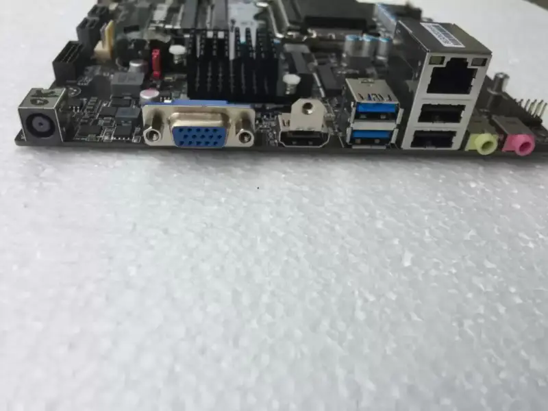 ECS H110H4-TI3 Carte mère H110 Chipset LGA1151 Mini-ITX
