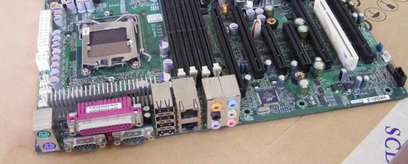 Carte mère pour station de travail SuperMicro H8DAi-2