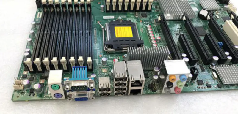 Carte mère SuperMicro H8DAi+ pour station de travail avec CPU Opteron 2000