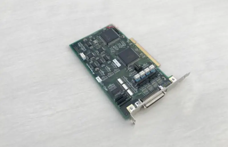 Hivertec inc HPCI-CTR524F Carte d'acquisition de données