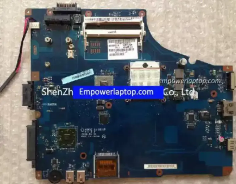 Toshiba SATELLITE L450 L450D LA-5831P K000085470 Carte mère