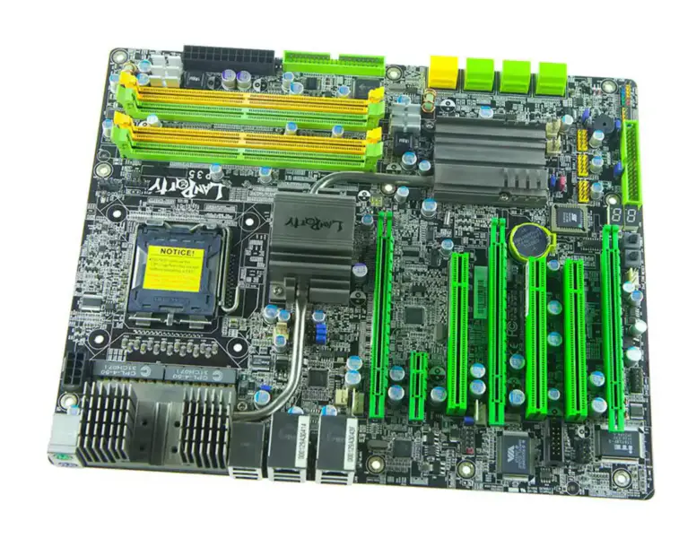 Carte mère industrielle DFI LanParty UT P35-T2R