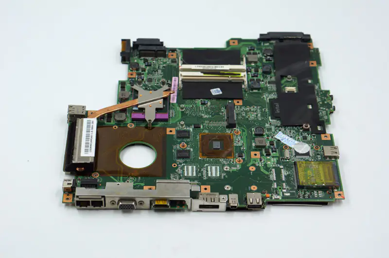 Asus M51TR avec carte mère AMD
