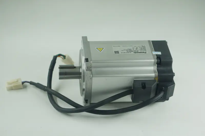 Servomoteur 143-a30-b 1500w moteur d'aspirateur MHMJ082P1S MHMJ082P1S