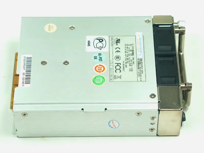 Alimentation Zippy Emacs MRT-6300P-R