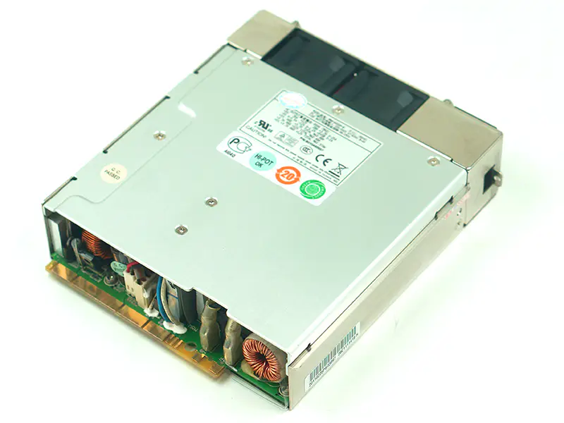 Zippy Emacs MRW-6400P-R Alimentation électrique
