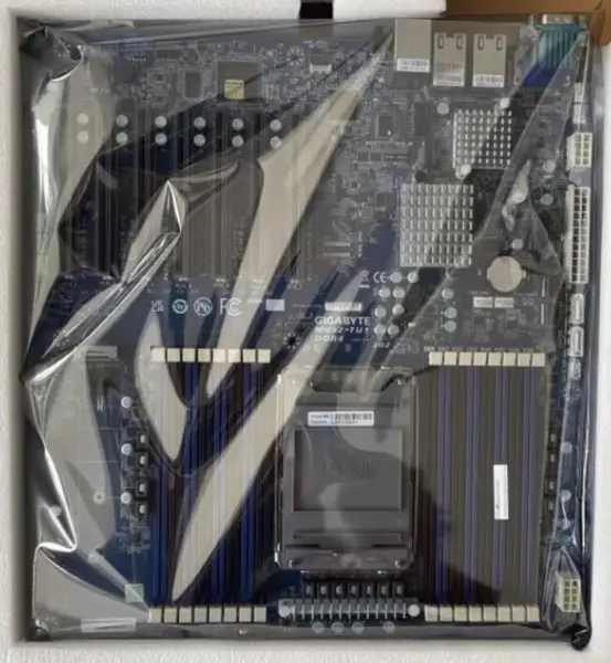 Carte mère Gigabyte Mu92-tu1