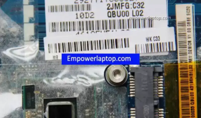 Toshiba NB520 K000129210 LA-6858P Carte mère
