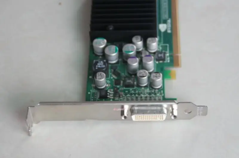 Carte graphique Quadro NVS 285 128MB 64-bit PCI Express x16